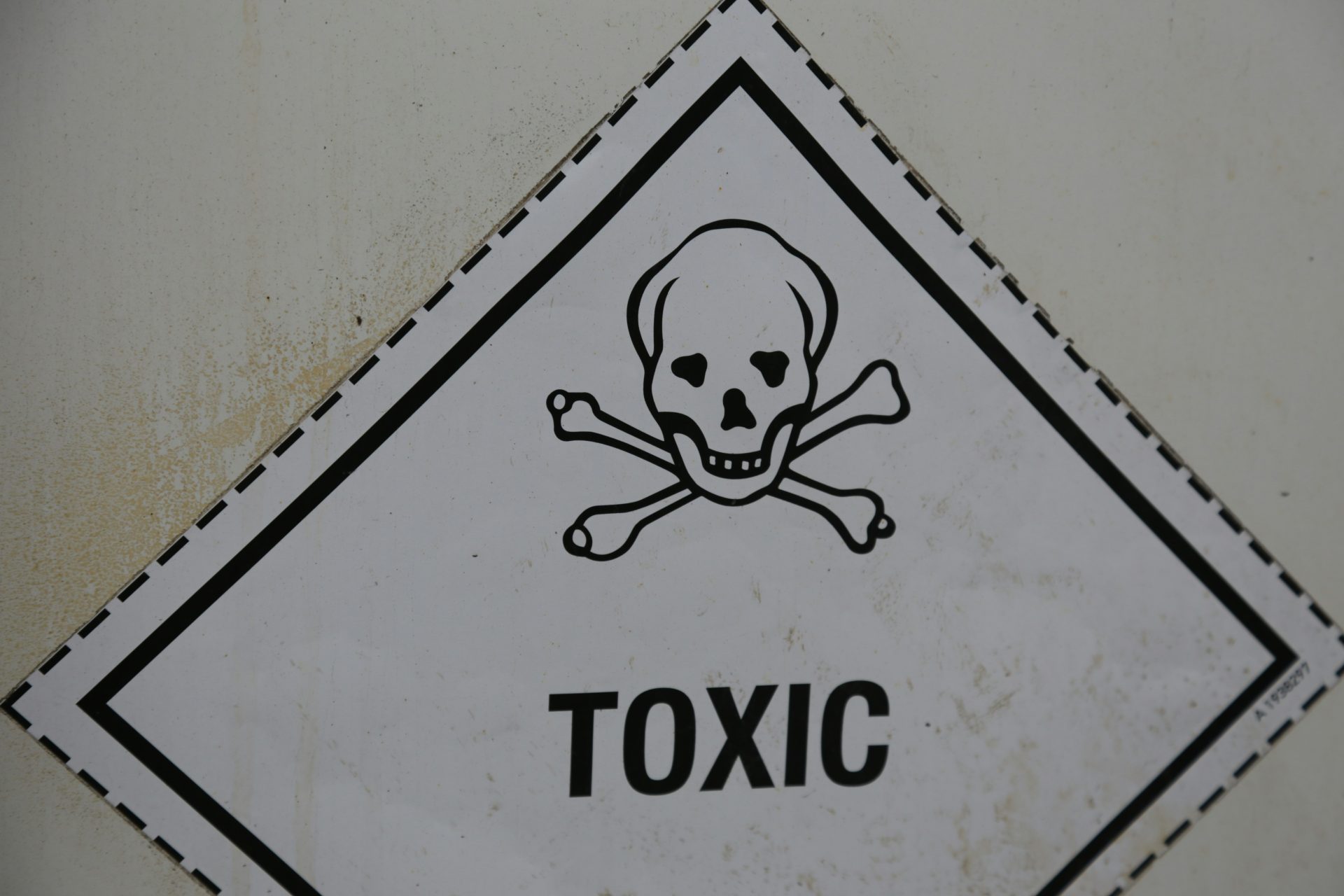 "Toxic" warning sign with skull and crossbones